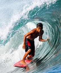 Quiksilver（クイックシルバー）の「MERCURY SLASH YTH 17/クイックシルバーキッズボードショーツ・サーフトランクス(水着)（水着）」