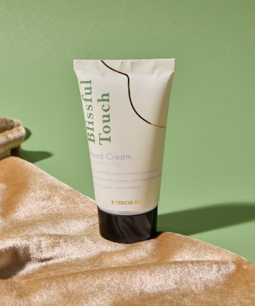 BIRTHDAY BAR(バースデイバー)の「Blissful Touch Body Care Essentials ボディケアセット(ボディケアキット/ギフトセット・レディース・ローズ・0)」の7枚目の写真