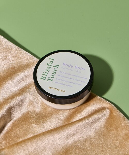 BIRTHDAY BAR(バースデイバー)の「Blissful Touch Body Care Essentials ボディケアセット(ボディケアキット/ギフトセット・レディース・ローズ・0)」の11枚目の写真