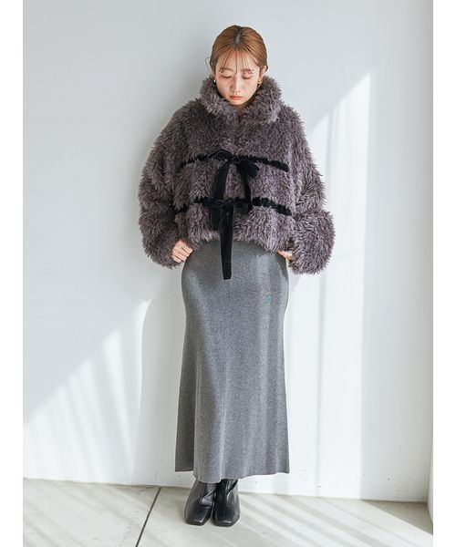 Sustainableリボンボアショートコート（ムートンコート）｜SNIDEL