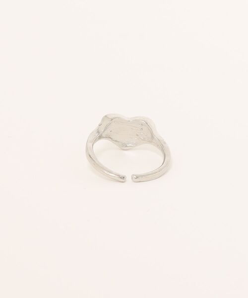almo(アルモ)の「ブラックハートモチーフリング(RO)(リング・レディース・シルバー系その他/シルバー系その他3/シルバー系その他2/シルバー系その他4・FREE)」の6枚目の写真