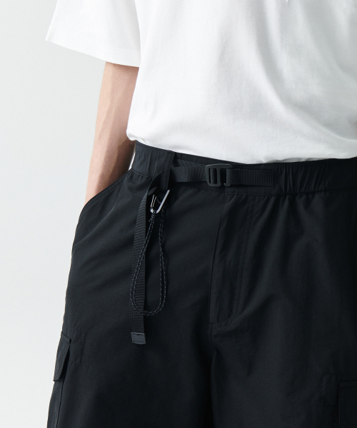 MUSINSA STANDARD（ムシンサスタンダード）の「[シティレジャー] NPワイドベルト付きカーゴパンツ [ブラック]（スウェットパンツ・メンズ・その他・40/38/33/26/27/28/29/42/36/34/32/30/31）」の3枚目の写真
