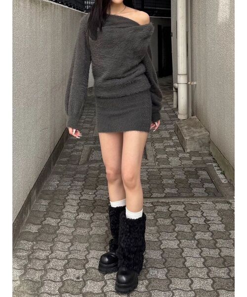 EMODA(エモダ)の「シャギードレープミニワンピース(ワンピース・レディース・アイボリー/ブラック/グレー・FREE)」の15枚目の写真