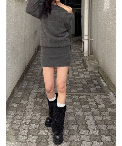 EMODA(エモダ)の「シャギードレープミニワンピース(ワンピース・レディース・アイボリー/ブラック/グレー・FREE)」の16枚目の写真