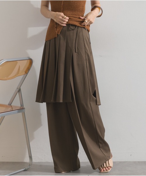 OandI（オーアンドアイ）の「ラップスカートレイヤードパンツ（その他パンツ・レディース・ブラウン/ブラック/チャコールグレー・FREE）」の3枚目の写真