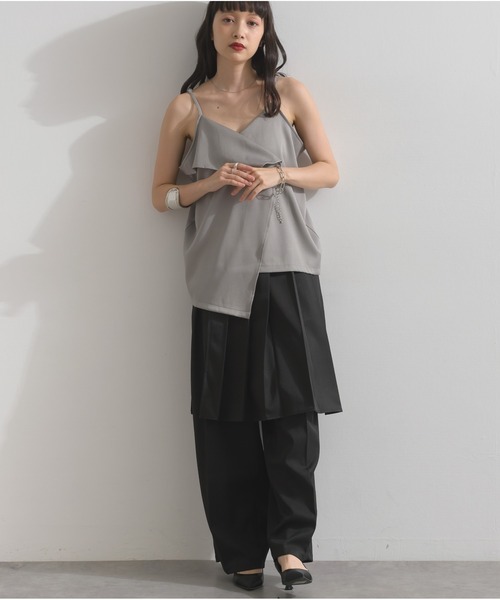 OandI（オーアンドアイ）の「ラップスカートレイヤードパンツ（その他パンツ・レディース・ブラウン/ブラック/チャコールグレー・FREE）」の6枚目の写真