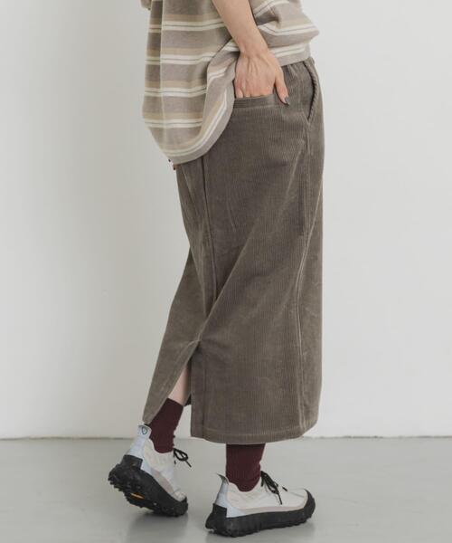 EKAL（エカル）の「『UR TECH』コーデュロイストレートスカート（スカート・レディース・モカ/カーキ/チャコールグレー・ONE）」の6枚目の写真