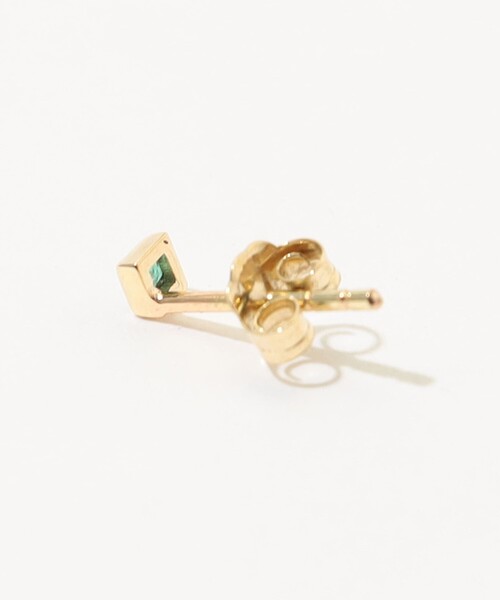METIER（メティエ）の「Metier Mini Bezel Set Princess Gemstone Studs 片耳ピアス（ピアス（片耳用）・レディース・グリーン・FREE）」の4枚目の写真