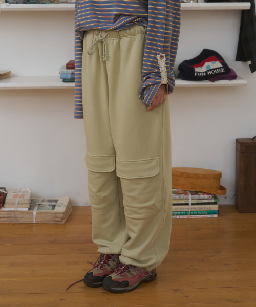 FUN FROM FUN(ファンフロムファン)の「POCKET SWEAT PANTS, PISTACHIO GREEN(その他パンツ・レディース・その他・OS)」の2枚目の写真