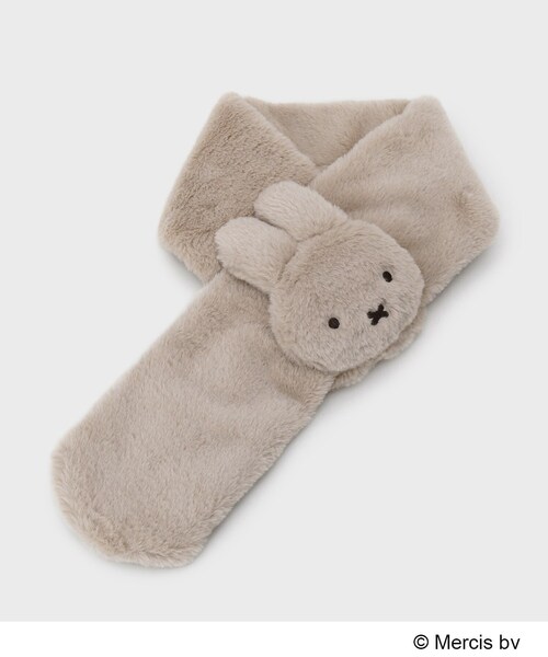 OPAQUE.CLIP（オペークドットクリップ）の「【コラボ】miffy ｘ OPAQUE.CLIP フェイクファーティペット（ストール/ショール・レディース・ベージュ/チャコールグレー/オフホワイト/ブラック系7・00）」の4枚目の写真