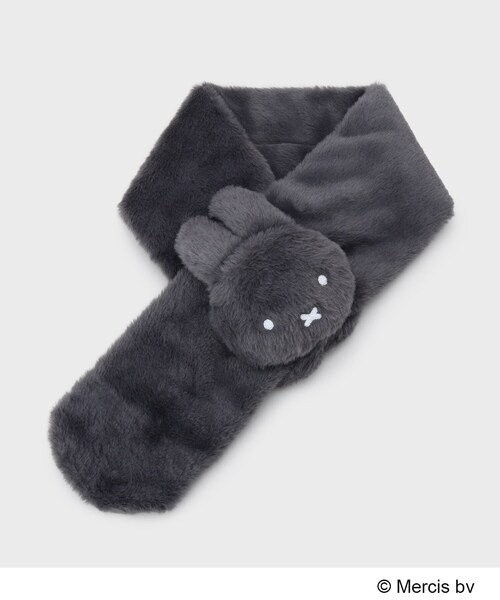 OPAQUE.CLIP（オペークドットクリップ）の「【コラボ】miffy ｘ OPAQUE.CLIP フェイクファーティペット（ストール/ショール・レディース・ベージュ/チャコールグレー/オフホワイト/ブラック系7・00）」の3枚目の写真