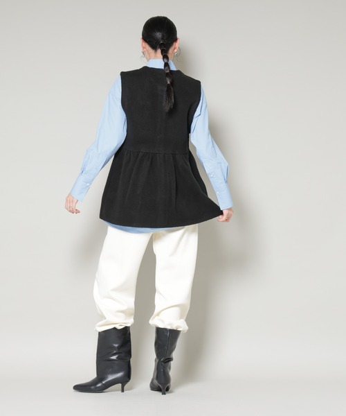 NANO universe（ナノユニバース）の「ダブルフェイスペプラムニットベスト（ベスト・レディース・ブラック/ライトグレー・FREE）」の16枚目の写真