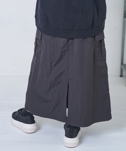 iS ScoLar（イズスカラー）の「553273：雪の結晶×星座×楽器柄 2wayカーゴスカート（スカート・レディース・ベージュ/ブラック/カーキ・M）」の16枚目の写真