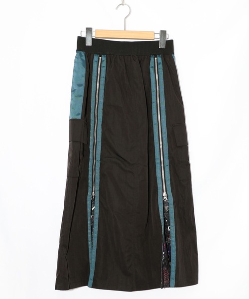 iS ScoLar（イズスカラー）の「553273：雪の結晶×星座×楽器柄 2wayカーゴスカート（スカート・レディース・ベージュ/ブラック/カーキ・M）」の17枚目の写真