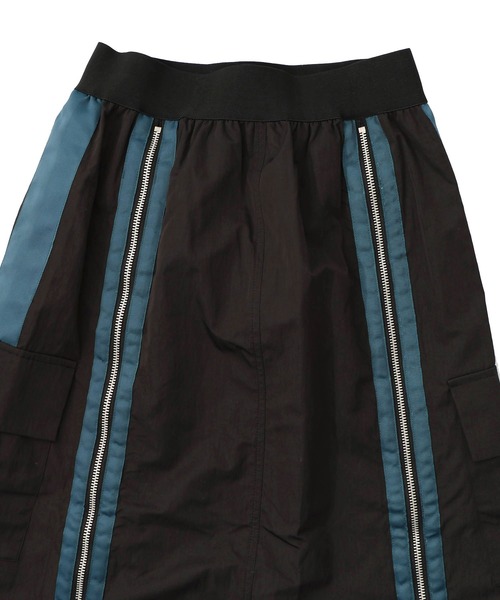 iS ScoLar（イズスカラー）の「553273：雪の結晶×星座×楽器柄 2wayカーゴスカート（スカート・レディース・ベージュ/ブラック/カーキ・M）」の4枚目の写真