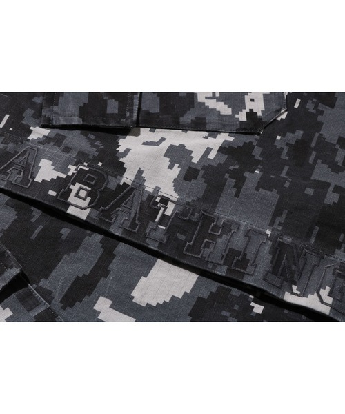 A BATHING APE（アベイシングエイプ）の「MULTI PIXEL CAMO MILITARY SHIRT（シャツ/ブラウス・メンズ・ブラック/グリーン・X-LARGE/MEDIUM/LARGE/XX-LARGE/SMALL）」の5枚目の写真