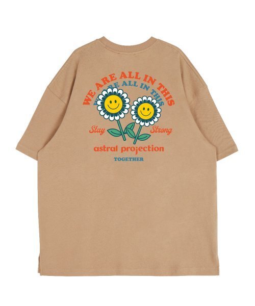 ASTRAL PROJECTION(アストラルプロジェクション)の「スマイルデイジーラウンドネック15番手綿半袖Tシャツ_ベージュ(Tシャツ/カットソー・レディース・その他・LARGE/MEDIUM/X-LARGE)」の3枚目の写真