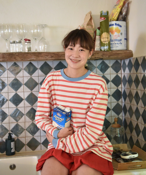 SAYUU(サユ)の「ストライプビスケット長袖Tシャツレッド(Tシャツ/カットソー・レディース・レッド・FREE)」の5枚目の写真