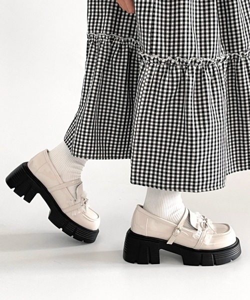 Shoes in Closet（シューズインクローゼット）の「軽量 厚底 チュール リボン メリージェーン ローファー 474（ローファー・レディース・アイボリー/ブラック・L/M/S/LL）」の16枚目の写真