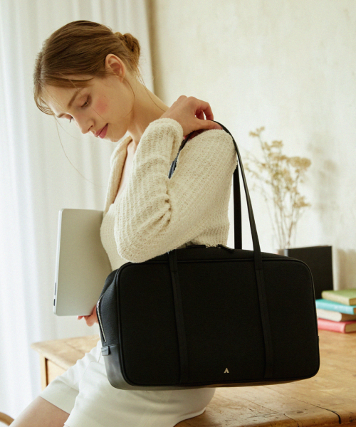 VALLUAT(バリュエット)の「Big Benny bag_Black(ショルダーバッグ・レディース・その他・FREE)」の2枚目の写真