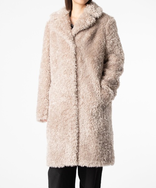 HERNO（ヘルノ）の「HERNO CURLY ALTERNATIVE FUR COAT ヘルノ オルタナティブ ファー コート（ムートンコート・レディース・クリーム・42/40）」の4枚目の写真