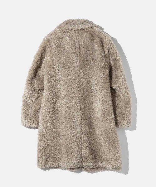 HERNO（ヘルノ）の「HERNO CURLY ALTERNATIVE FUR COAT ヘルノ オルタナティブ ファー コート（ムートンコート・レディース・クリーム・42/40）」の9枚目の写真