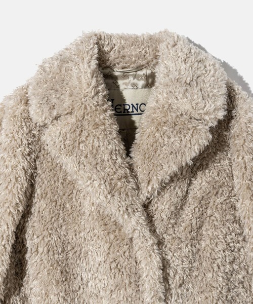 HERNO（ヘルノ）の「HERNO CURLY ALTERNATIVE FUR COAT ヘルノ オルタナティブ ファー コート（ムートンコート・レディース・クリーム・42/40）」の10枚目の写真