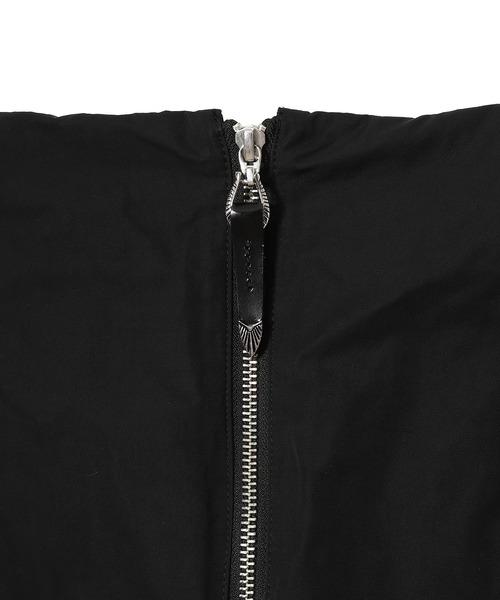 TOGA PULLA(トーガ プルラ)の「TOGA PULLA Memory grosgrain mini skirt TP252-FG227(スカート・レディース・ブラック・38)」の7枚目の写真