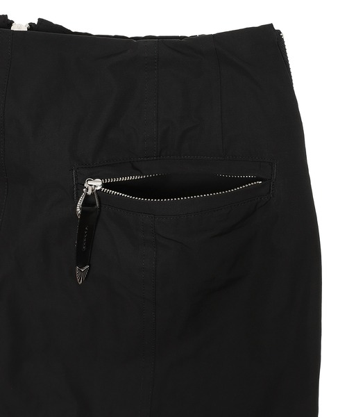 TOGA PULLA(トーガ プルラ)の「TOGA PULLA Memory grosgrain mini skirt TP252-FG227(スカート・レディース・ブラック・38)」の10枚目の写真