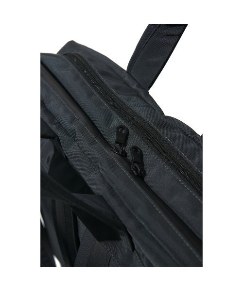 WORTHWHILE MOVEMENT(ワースワイルムーブメント)の「PCV 4 バッグ (グレイッシュグリーン)(トートバッグ・レディース・その他・FREE)」の7枚目の写真