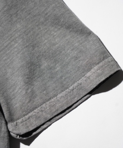 THRIFTY LOOK（スリフティールック）の「THRIFTY LOOK スリフティルック / PIGMNET"OASIS"TEE オアシス ピグメント加工（Tシャツ/カットソー・メンズ・ブラック系1/ブラック・LARGE/X-LARGE/MEDIUM）」の6枚目の写真