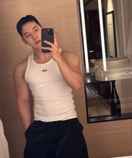 HYUNFIT（ヒョンフィット）の「BASIC SLEVEELESS-[WHITE]（Tシャツ/カットソー・メンズ・その他・MEDIUM/LARGE/X-LARGE）」の8枚目の写真