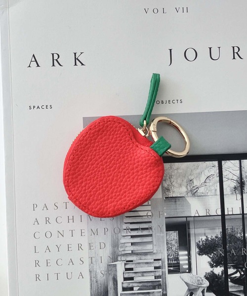 AS KNOW AS plus（アズノゥアズプラス）の「フルーツミニポーチチャーム（ポーチ・レディース・C/D/A/B・FREE）」の10枚目の写真