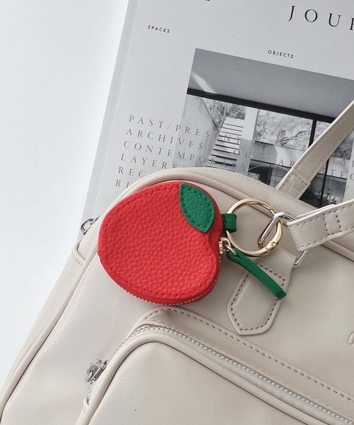 AS KNOW AS plus（アズノゥアズプラス）の「フルーツミニポーチチャーム（ポーチ・レディース・C/D/A/B・FREE）」の11枚目の写真