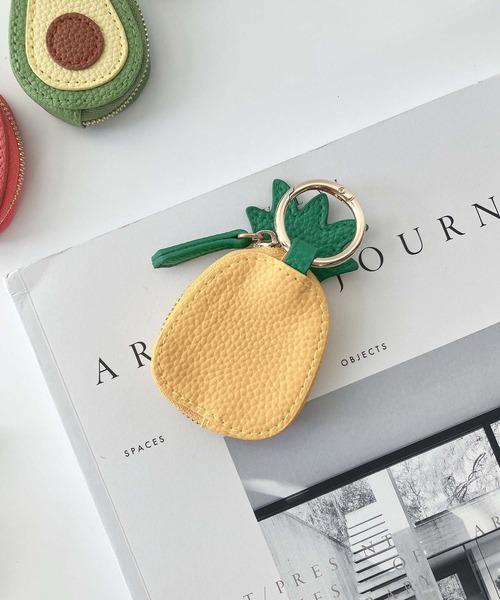 AS KNOW AS plus（アズノゥアズプラス）の「フルーツミニポーチチャーム（ポーチ・レディース・C/D/A/B・FREE）」の12枚目の写真