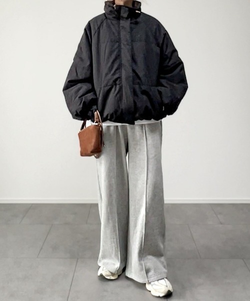 LBC（エルビーシー）の「裏起毛センタータックイージーパンツ（スウェットパンツ・レディース・グレー/アイボリー/ブラック/ダークブラウン・L/M）」の12枚目の写真