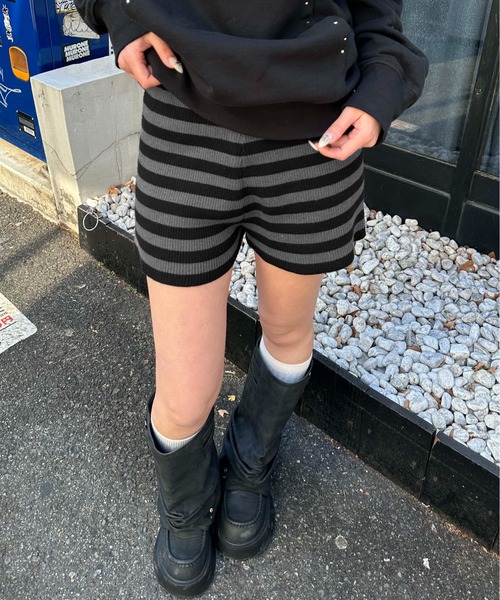 sedacle girl（セダクルガール）の「ボーダーホットパンツ（その他パンツ・レディース・ブラック/チャコールグレー・FREE）」の4枚目の写真
