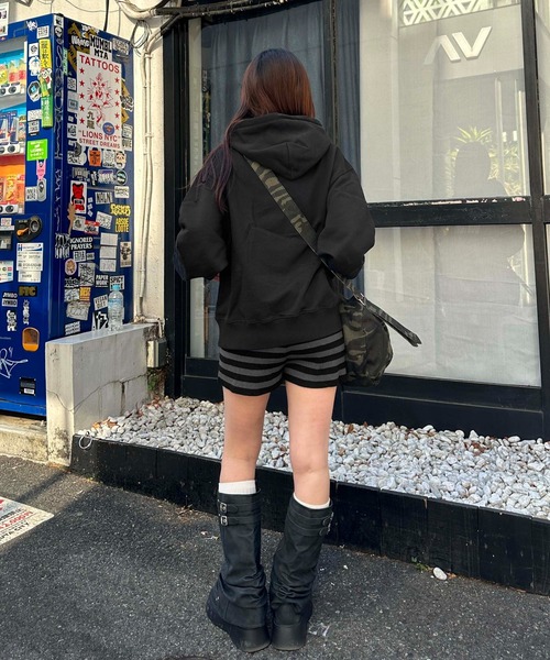 sedacle girl（セダクルガール）の「ボーダーホットパンツ（その他パンツ・レディース・ブラック/チャコールグレー・FREE）」の7枚目の写真