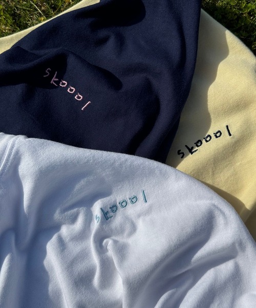 skoool（スクール）の「ロゴデザイン 半袖Tシャツ／フロントプリント × ベーシックシルエット（Tシャツ/カットソー・メンズ・ネイビー/ホワイト/イエロー・LARGE/MEDIUM）」の5枚目の写真