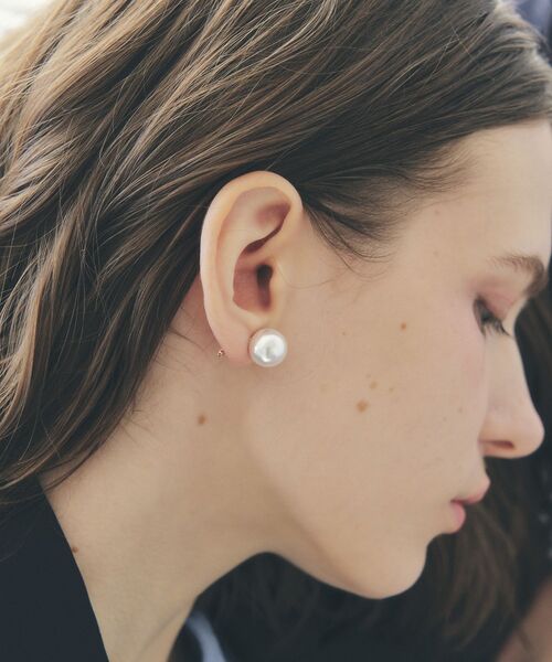 YECCA VECCA（イェッカヴェッカ）の「2wayパールバーピアス（ピアス（両耳用）・レディース・シルバー/ゴールド・FREE）」の11枚目の写真