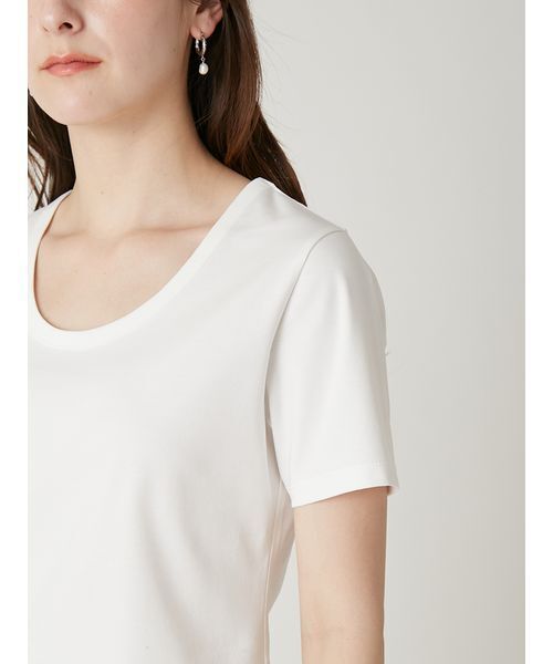 FRAY I.D(フレイアイディー)の「ラウンドネックTシャツ/接触冷感(Tシャツ/カットソー・レディース・ブラック/イエロー/ネイビー/ホワイト・F)」の12枚目の写真