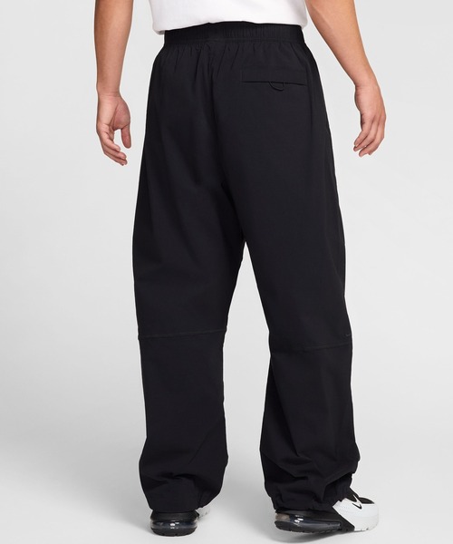 NIKE(ナイキ)の「NIKE Tech Woven Jogger Pants IU7637(その他パンツ・メンズ・ブラック・M/L)」の2枚目の写真