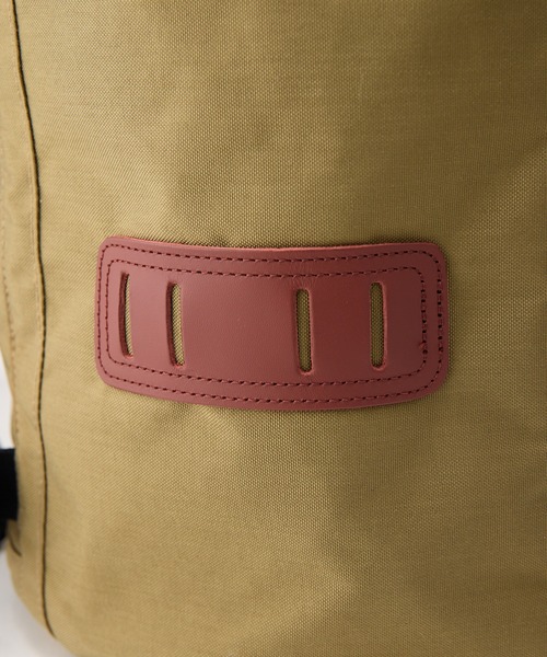 KELTY(ケルティ)の「MonoMAX掲載モデル【KELTY】DUFFLE BACKPACK S ダッフルバックパック S(ドラムバッグ・レディース・タン/オリーブ/ブラック/ネイビー・ONE SIZE)」の17枚目の写真