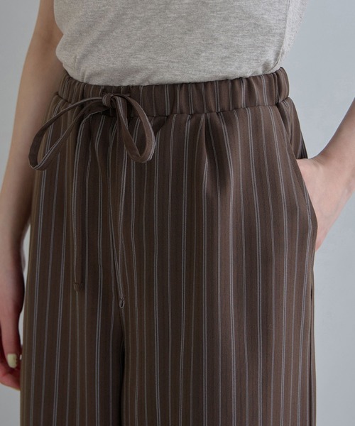 CHAN ME（チャンミ）の「ストライプタックワイドパンツ（スラックス・レディース・ブラウン/ブラック/グレー・MEDIUM/LARGE/X-LARGE）」の9枚目の写真