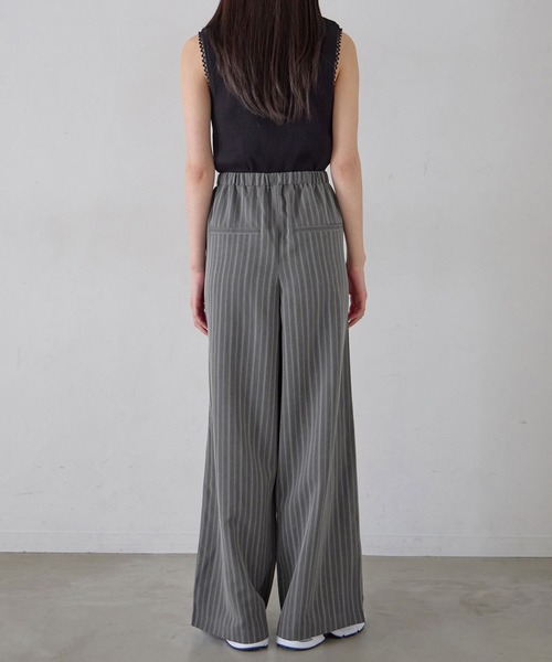 CHAN ME（チャンミ）の「ストライプタックワイドパンツ（スラックス・レディース・ブラウン/ブラック/グレー・MEDIUM/LARGE/X-LARGE）」の16枚目の写真