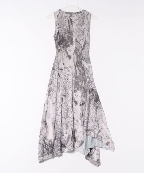 Desigual（デシグアル）の「グラフィックアシメドレープワンピース（ワンピース・レディース・ブラック・XS/XL/L/M/S）」の2枚目の写真