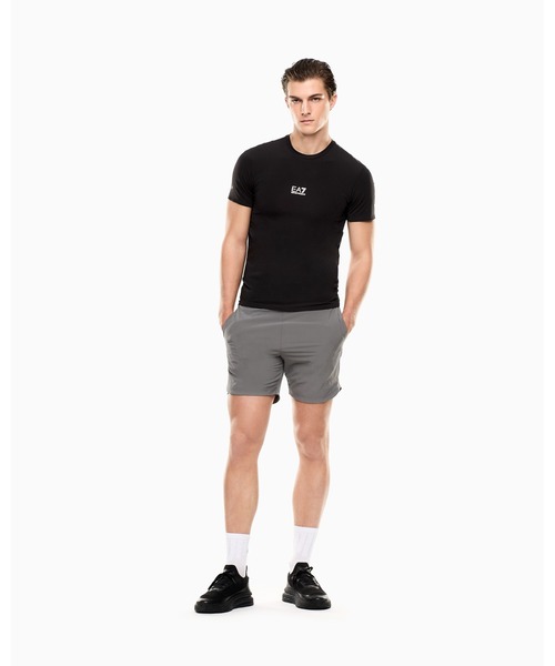 EMPORIO ARMANI EA7（エンポリオアルマーニイーエーセブン）の「【エンポリオ アルマーニ EA7】Dynamic Athlete Tシャツ VIGOR7テクニカルファブリック（Tシャツ/カットソー・メンズ・ブラック・LARGE/MEDIUM/SMALL/X-LARGE/XX-LARGE）」の5枚目の写真