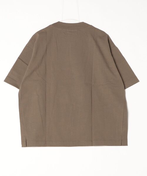 A blends(エイブレンズ)の「A blends Macknight × A blends ミドルネックTシャツ(Tシャツ/カットソー・メンズ・カーキ・X-LARGE)」の5枚目の写真