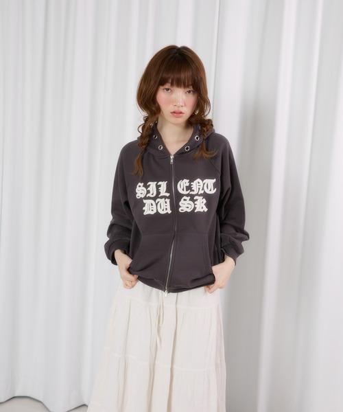 FCMM(エフシーエムエム)の「【日本限定】EYELET PATCH HOODIE / アイレットパッチフーディ(パーカー・レディース・グレー/チャコールグレー/グリーン系その他・SMALL/MEDIUM)」の15枚目の写真
