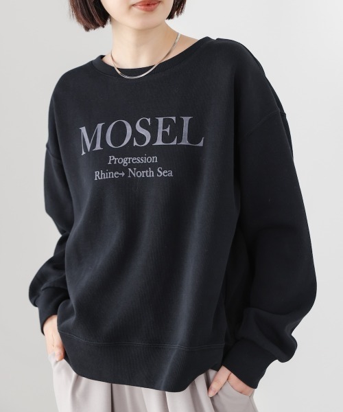 Bou Jeloud(ブージュルード)の「MOSELフロッキーロゴプルオーバー(スウェット・レディース・オフホワイト/グレー/ブラック・FREE)」の1枚目の写真